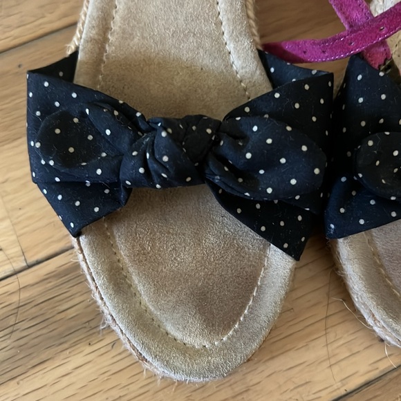 Polka dot and pink suede wedge sandals - Picture 4 of 4